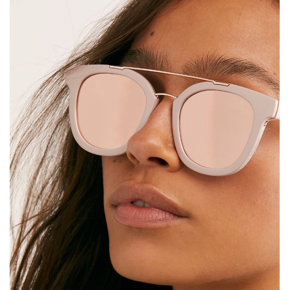 ✨NWT Free People Sunglasses